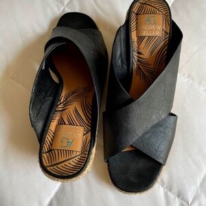 AMDREW GELLER Kimber Sandal Black size 8.5